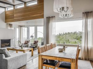 Holiday Home Rukavuorenhuippu 23 b by Interhome