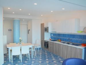 Apartment Appartamento 2 by Interhome