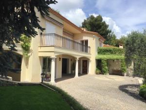 Villas Luxurious sea view villa in Saint Paul de Vence : photos des chambres