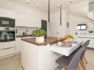 Holiday Home Villa Meri 2 by Interhome