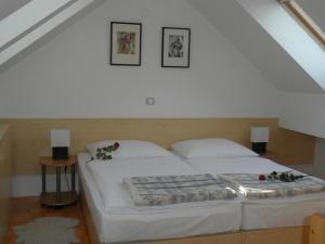 Duplex One-Bedrooom Apartment with Balcony room in Apartments and Rooms Oliviers