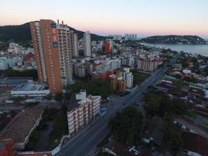 Apartamento Guaruja Enseada Mobiliado Varanda gourmet e lazer completo