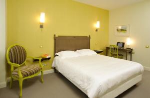 Hotels Hostellerie du Forez : Chambre Double ou Lits Jumeaux Supérieure