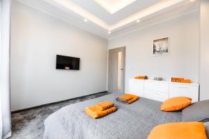 Apartment Orange Dream