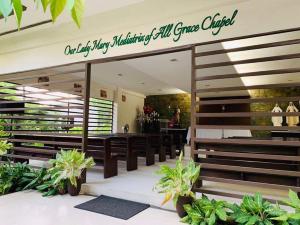 Bamboo Bay Condominium near UC Med & Chong Hua Hospital, CDU School, SM Mall, Ayala Mall and IT Park - studio condo unit