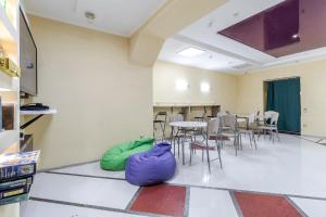 hi Hostel