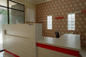 RedDoorz near Millenium Waterpark Palu