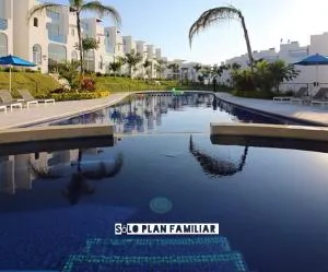 Bonita Casa en Condominio con Alberca y Acceso al Lago - Tlatenchu