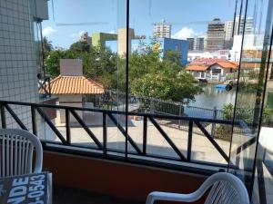 Apto com Jardim na Praia