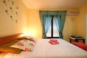 Lighthouse Apartments