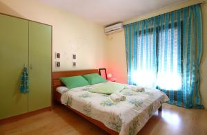 Lighthouse Apartments