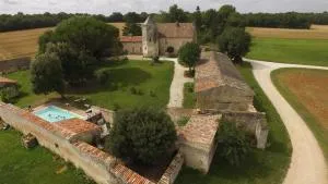 Gite du Château de Pernan - Échebrune