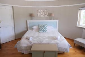 Amber Light Wilderness Beach Cottage