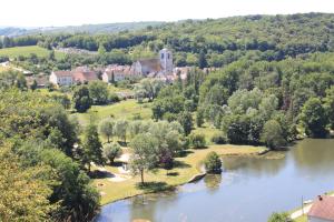 Le Roches de Merry photo 6