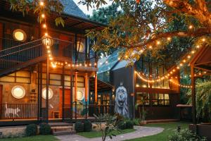 Yellow Pillow village