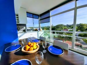 CASA AZUL Primera linea mar I Playa Mansa Parada 10 Edificio Isla de Gorriti