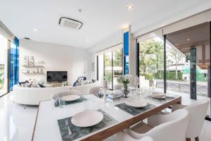 Movenpick 3-Bedroom Pool Villa Beach Access, Na Jomtien Pattaya