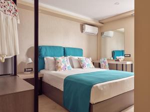 Koukounaria Hotel & Suites Zakynthos Greece