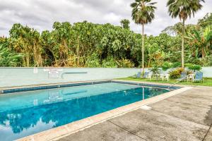 Two Bedroom Apartment  room in Maunaloa Shores