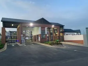 Canvas Luxury Apartments - Four Ways