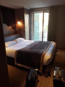 Hotels Logis Auberge Saint Simond : photos des chambres