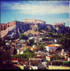 Acropolis stunning view Penthouse in Plaka for 2!