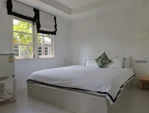 普吉岛1715楼卡福旅馆 - 查龙