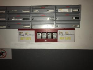 Urban-Style-Rooftop-Apartment