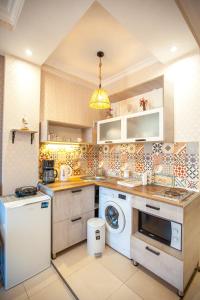 Beautiful Tbilisi on Meskhishvili Turn