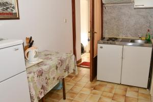 Apartments Sestan