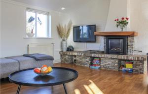 Two-Bedroom Holiday Home room in de Koornschoof