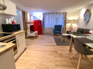 Appartements Beauty & The Beast - Old Town Cosy Apartments : photos des chambres