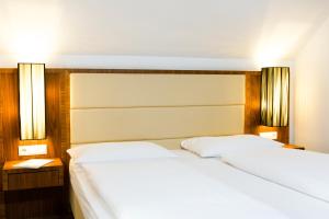 Standard Double Room room in Hotel Kapeller Innsbruck