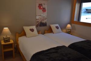 Maisons de vacances VAUJANYLOCATIONS - Domaine du Patre : photos des chambres