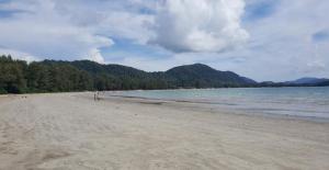 Lanta Fevrier Resort