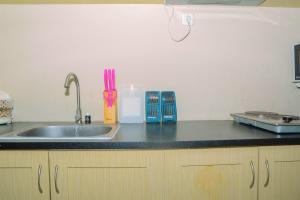 3BR Business Residence at Grand Palace Kemayoran Apartment By Travelio