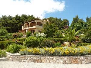 Milia Bay Hotel Apartments Alonissos Greece