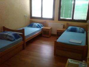 Standard Triple Room room in Hostel AV Palanka