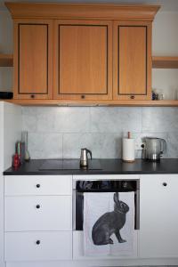 Quiet Warsaw Village Neighborhood, close to Metro, Center