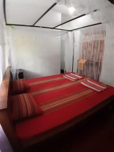 Dreams Garden Surf Lodge