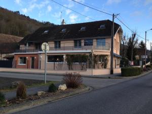 B&B / Chambres d'hotes AUBERGE DE LA ROQUE : photos des chambres