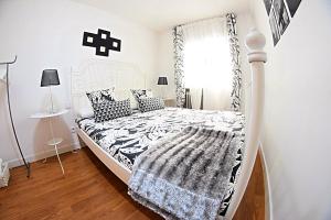 Appartement Travel and Holidays La Viña San Sebastián de los Reyes Spanien