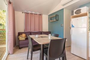 Campings Camping Le Mediterranee Argeles - Domaine pietonnier : photos des chambres