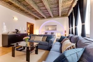 Charles Bridge Royal Apartments - Castle District