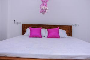 Pearl Holiday Inn