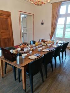 B&B / Chambres d'hotes CHATEAU DE CHAVANNES : photos des chambres