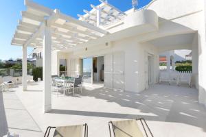 Villa Diamante by BarbarHouse