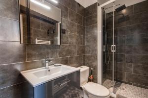 Appartements Les Princes du Vieux Port - Central & Climatisation - Les Freres de la Loc' : photos des chambres