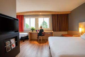 Hotels ibis Quimperle : photos des chambres