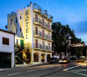 Hotel Villarosa con Vespa Rent